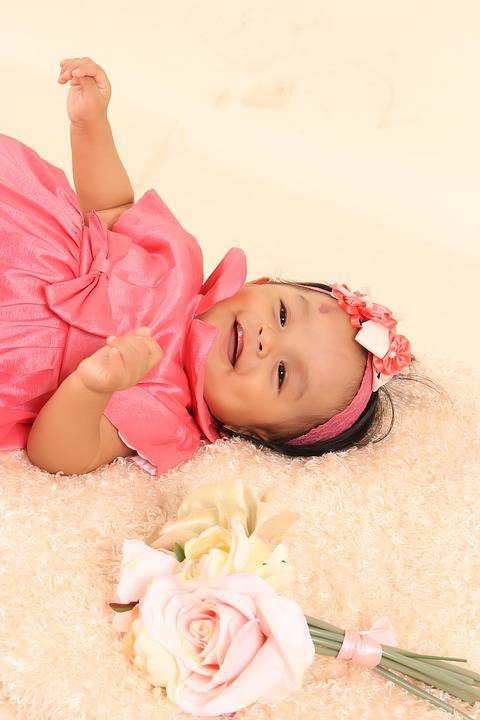 两个月宝宝四肢不停动的因素两个月宝宝四肢不停动应该怎么办好呢